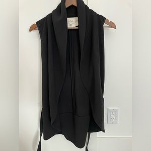 Aritzia Wilfred Normandie Vest